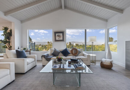 Built by Rener, Sherman Oaks, Contractor