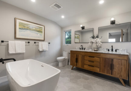 Built by Rener, Sherman Oaks, Contractor
