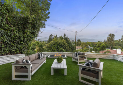 Built by Rener, Sherman Oaks, Contractor